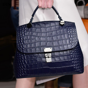 Nuevo Bolso Bandolera de Cuero Genuino para Mujer, Diseño de Moda, Piel de Vaca de Primera Calidad, Patrón de Cocodrilo, Cierre de Cremallera Impermeable - Product Image 4