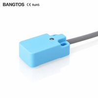 Capteur de proximité carré, distance de détection de 5 mm, détection frontale, capteur de proximité inductif sans contact pour l'automatisation industrielle