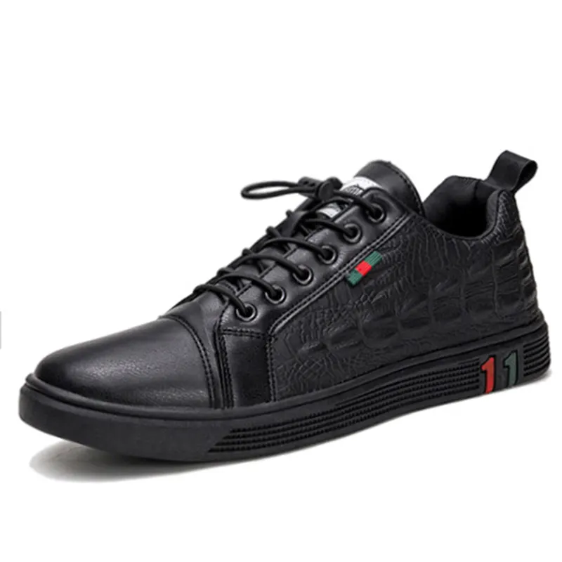 2024 logotipo personalizado al aire libre nueva moda transpirable cuero Casual zapatos de lona hombres negro ocio zapatillas para hombres deportes