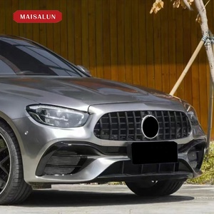Pare-chocs de carrosserie pour Mercedes-Benz <span class=keywords><strong>Classe</strong></span> <span class=keywords><strong>E</strong></span> W213 : Kit de carrosserie W213 pour mise à niveau du modèle ancien vers le <span class=keywords><strong>nouveau</strong></span> look AMG, comprenant pare-chocs, calandre, diffuseur et embout de capot moteur - Product Image 3