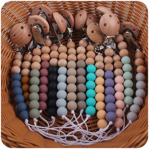 Clip para chupete de bebé, cadena de silicona con cuentas de madera para 0-12 meses, mango de color sólido sin BPA - Product Image 5