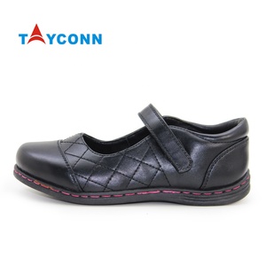 Zapatos escolares negros planos OEM, zapatos de cuero cómodos para niños - Product Image 2