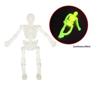 Juguete de Broma de Halloween, Esqueleto de Zombie Pequeño, Elástico, de Goma Suave TPR que Brilla en la Oscuridad, para Jóvenes de 7 a 14 Años - Product Image 3