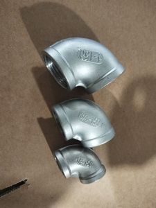 남성 여성 아연 도금 주철 파이프 피팅 파이프 커넥터 GL 피팅 Bsp Npt 팔꿈치 아연 도금 커플 링 크로스 - Product Image 6