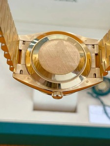 Montre mécanique ERF personnalisée pour homme en acier inoxydable, mouvement ETA 3255, lunette sportive, cadran en cristal saphir, 32 mm, luxe, haute qualité - Product Image 4