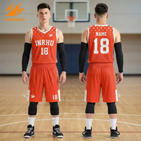Ensemble d'uniformes de basketball personnalisés par sublimation, maillot et short respirants de haute qualité pour l'entraînement en équipe et les matchs de compétition