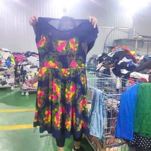ropa con kilo moderno y limpio en excelentes condiciones - Alibaba.com