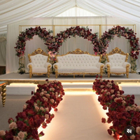 Hochzeitsdekoration Luxuriöse Rote Seidenblumenwand - Roter Luxus-Blumenhintergrund für Hochzeiten & Veranstaltungen