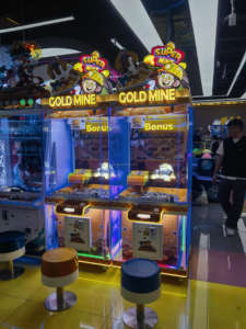 Máquina <span class=keywords><strong>de</strong></span> garra <span class=keywords><strong>de</strong></span> grúa certificada CE, <span class=keywords><strong>mina</strong></span> <span class=keywords><strong>de</strong></span> <span class=keywords><strong>oro</strong></span>, Arcade interior, canje <span class=keywords><strong>de</strong></span> monedas, entretenimiento <span class=keywords><strong>de</strong></span> Metal, 1 año para entretenimiento - Product Image 4