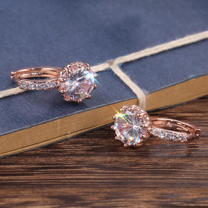 Pendientes de topacio chapados en oro rosa con detalles de diamantes para mujer, joyería clásica para uso diario - Product Image 5