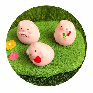 Figura de cerdito para jardín de hadas, decoración para el hogar, bodas, terrarios, San Valentín, miniaturas, cerdito con sobre - Product Image 4