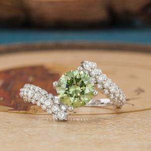 แหวนเพชรเครื่องประดับที่ดีมีสไตล์ดีไซน์เนอร์ที่ได้รับแรงบันดาลใจจากดีไซน์เนอร์ด้วยเพชรคุณภาพระดับพรีเมียมและงานฝีมืออันงดงาม - Product Image 1