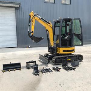 Escavatore cingolato compatto da 2.5 tonnellate Standard EURO 5 per motore Kubota 360 ° Bagger idraulico per uso domestico/agricolo motore EPA 6 Ton