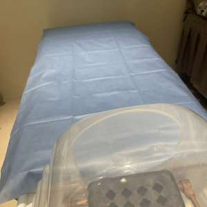 Drap de lit jetable confortable imperméable en PP non tissé, housse de lit, rouleau de lit, idéal pour les soins de santé, les hôtels, les salons de beauté, les cliniques - Product Image 4