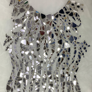 Cuentas de Cristal y Espejo de Alta Costura con Diseño de Lentejuelas para Paneles de Vestidos de Novia y Ropa de Fiesta - Product Image 1