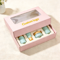 Boîtes rigides pour cosmétiques avec couvercle et base en papier d'art brillant UV, fenêtre transparente et impression de logo personnalisée en feuille d'or