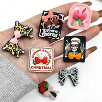 Perles en silicone à trou droit, breloques 3D en vrac pour chaussures, thèmes Noël et Pâques, pour stylos à perles, porte-clés et accessoires DIY, vente en gros