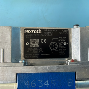 R901496435 4WREE6E32-3X/V/24F1 ตัวควบคุมทิศทางแบบสัดส่วน - Product Image 2