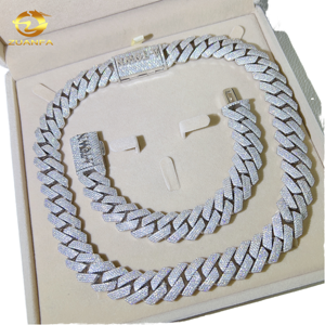 Cadena Cubana de Plata de Ley 925 de Lujo, 15 mm de Ancho, Chapada en Oro, Certificada por VVS GRA, Peso Personalizado, Estilo Clásico - Product Image 1