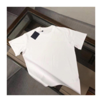 Nouveau modèle de t-shirt imprimé unisexe, respirant et confortable, idéal pour les tenues décontractées quotidiennes et les tenues de bureau.
