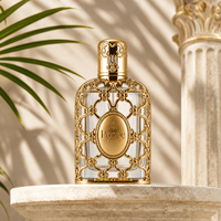 Flacon de parfum en verre facetté de style arabe élégant, en gros, avec capuchon en bois, haut de gamme, antique, sculpté, avec pulvérisateur à brume fine