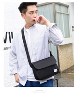 Chine usine vente unisexe grande capacité Nylon sac à bandoulière Simple décontracté léger sac de messager avec style de mode
