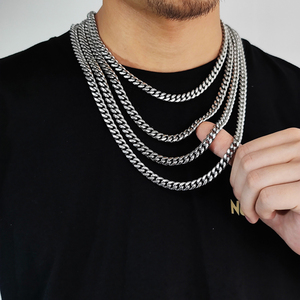 Nuoya Collana Hip Hop <span class=keywords><strong>da</strong></span> <span class=keywords><strong>Uomo</strong></span> Placcata Oro 18K PVD, Catena Cubana <span class=keywords><strong>in</strong></span> <span class=keywords><strong>Acciaio</strong></span> Inossidabile Stile Miami - Product Image 4