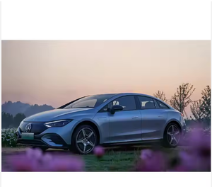 El modelo 2024 de Ben <span class=keywords><strong>Z</strong></span> EQE, un vehículo eléctrico popular en los Emiratos Árabes Unidos, es un modelo de tracción en las 4 ruedas con un alcance de 613 kilómetros. - Product Image 2