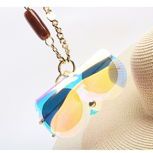 Korean-style <b>cute</b> PVC glasses clip, laser-cut glasses case/<b>sunglasses</b> bag, can be hung on bags/glasses cases/keychains - Product Image 4
