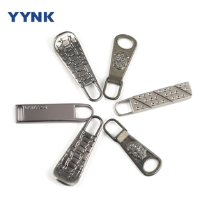 Thời Trang Nhanh Chóng Vải Thương Hiệu Được Lựa Chọn Dây Kéo Puller Nhà Máy Tùy Chỉnh Hình Dạng Khác Nhau Kích Thước Màu Kim Loại Dây Kéo Puller Trượt Cho Túi - Product Image 4