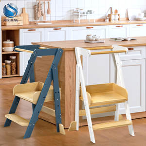 Torre de aprendizaje de madera para niños, torre de aprendizaje de madera de pie plegable para niños pequeños ajustable en rieles de seguridad de <span class=keywords><strong>4</strong></span> alturas - Product Image 1