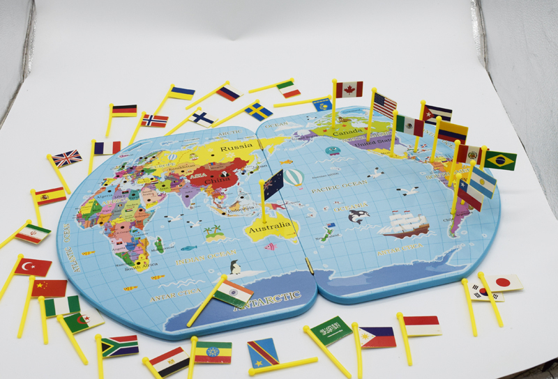 子供用 世界地図 パズル 国旗付き 木製 モンテッソーリ 教材 知育玩具