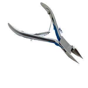 Stahlmann Pro Professional Coupe-ongles professionnel ultra-affûté en acier inoxydable antidérapant à ouverture large et lame droite 2026 - Product Image 3