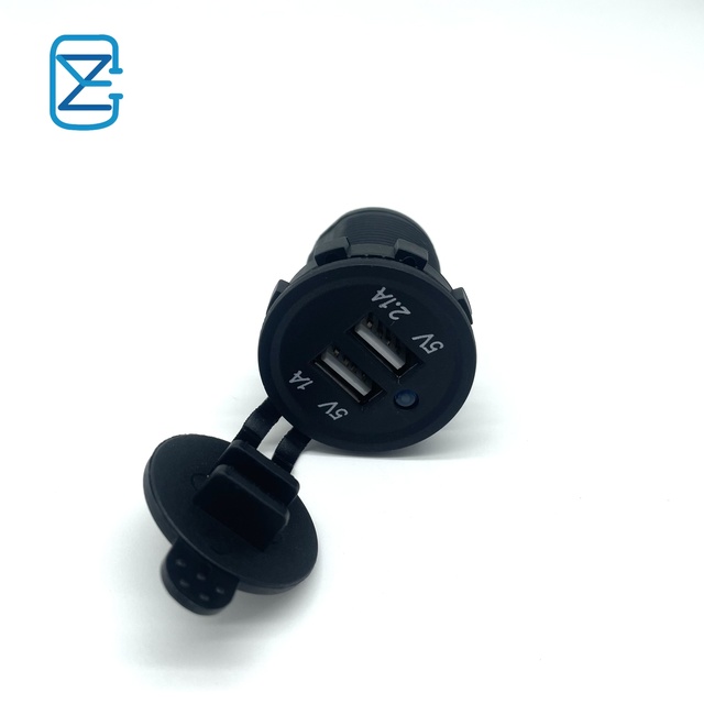 3.1A Fast Charge Dual USB Charger Outlet 12V/24V Waterproof Panel Mount for Automotive