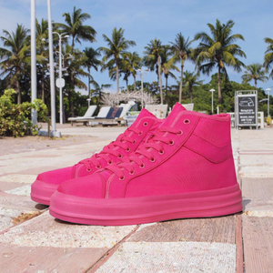 Chaussures tendance unisexes en toile à tige haute avec logo personnalisé, antidérapantes, style décontracté rose pour hommes et femmes - Product Image 2
