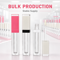 Emballage cosmétique en plastique transparent carré personnalisé, tube à gloss à lèvres vide avec applicateur, conteneur à gloss à lèvres OEM