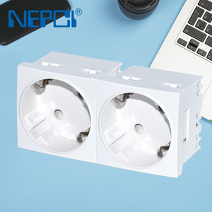 Norme EUROPÉENNE Allemand Schuko <span class=keywords><strong>Prise</strong></span> 16 A 250 V Série <span class=keywords><strong>prise</strong></span> de courant murale inviolable 45*45mm blanc - Product Image 3