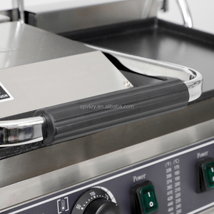 Grille-pain électrique à double tête de 3,6 kW pour les hôtels et l'extérieur. - Product Image 5