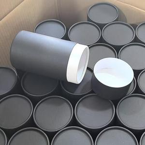 Insert cylindrique en papier kraft recyclable de haute qualité avec estampage à chaud doré pour emballage de tubes d'huile pour la peau - Product Image 6