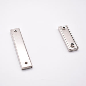 Imanes Rectangulares de Neodimio de Alta Potencia de 60 x 13.5 x 5 mm - Product Image 4