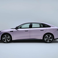 Voiture électrique Arcfox Beta T1 660Ultra à double écran, prix abordable, pour une interaction intelligente et fluide, idéale pour les trajets urbains, en promotion