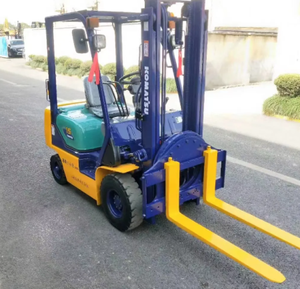 Carretilla elevadora diésel usada Komatsu FD15 original de Japón de 1,5 toneladas a precio barato, carretilla elevadora de segunda mano Mini 4x4 con ruedas motrices - Product Image 1