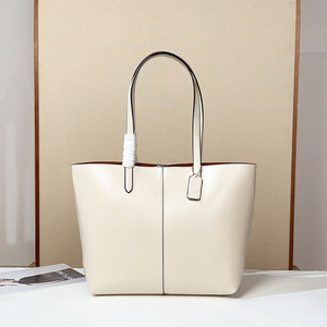 <span class=keywords><strong>Sac</strong></span> à main de luxe pour <span class=keywords><strong>femme</strong></span>, tendance et élégant, en cuir, grande capacité, <span class=keywords><strong>noir</strong></span>, vente en gros, collection 2026 - Product Image 4