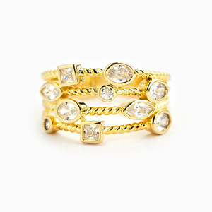Anello con Design Geometrico Multistrato, Stile Creativo per Donne - Product Image 1