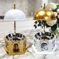Plat à chafing 8L blanc et or en acier inoxydable ajouré avec couvercle suspendu pour buffet et maintien au chaud des aliments, idéal pour les banquets de mariage au Moyen-Orient