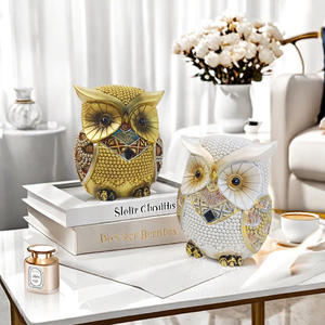 Ornement Hibou Perlé Haut de Gamme Luxe Léger en Résine Époxy Sculpté Artistiquement pour la Maison, le Salon, le Bureau, la Salle d'Exposition, l'Entrée - Product Image 2