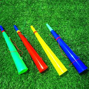 足球Vuvuzela，用于在体育赛事中欢呼的塑料喇叭，通常与国旗和足球迷联系在一起 - Product Image 2