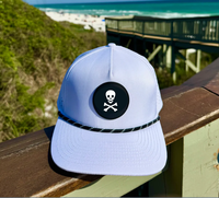 Casquette de golf personnalisée à 5 panneaux Casquette de camionneur sportive en sergé avec trou découpé au laser Casquette de baseball haute perforée avec logo en PVC