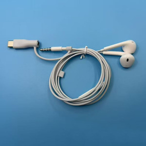 Audífonos Intrauditivos 2 en 1 con Cable Tipo C y Control de Volumen para Dispositivos iPhone y <span class=keywords><strong>Android</strong></span>, Audífonos de 3.5 mm / USB-C - Product Image 5