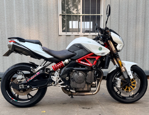 <span class=keywords><strong>Motocicletta</strong></span> Stradale Benelli Modello <span class=keywords><strong>600</strong></span>, 4 Cilindri, 600cc, Motore Raffreddato ad Acqua, Alta Prestazione, per Pendolarismo Quotidiano - Product Image 2